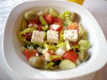 Græsk salat med krydderfeta