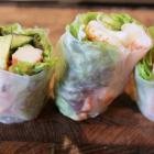 Risruller med fyld og hjemmelavet humus