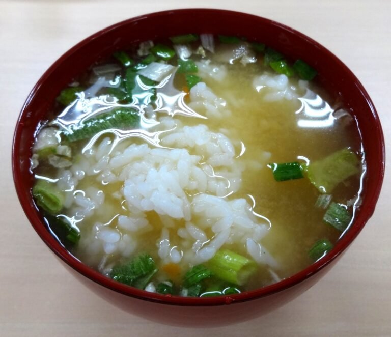 Cremet grønssagssuppe med ris