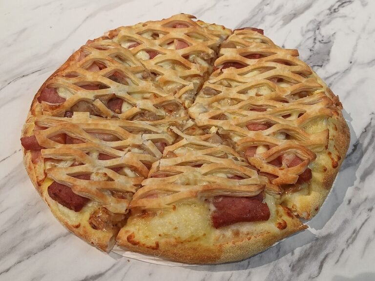 Fuldkorns-pizza m/oksekød og hvidløgsolie