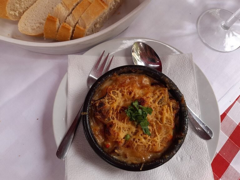 Kartoffelgratin med jordskokker