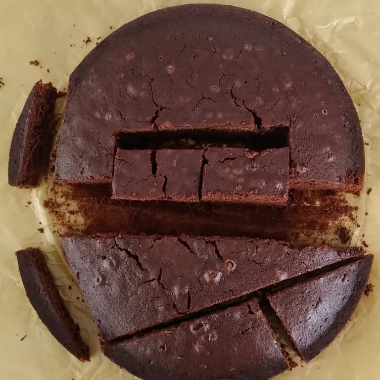 Rabarberkage med marengstop